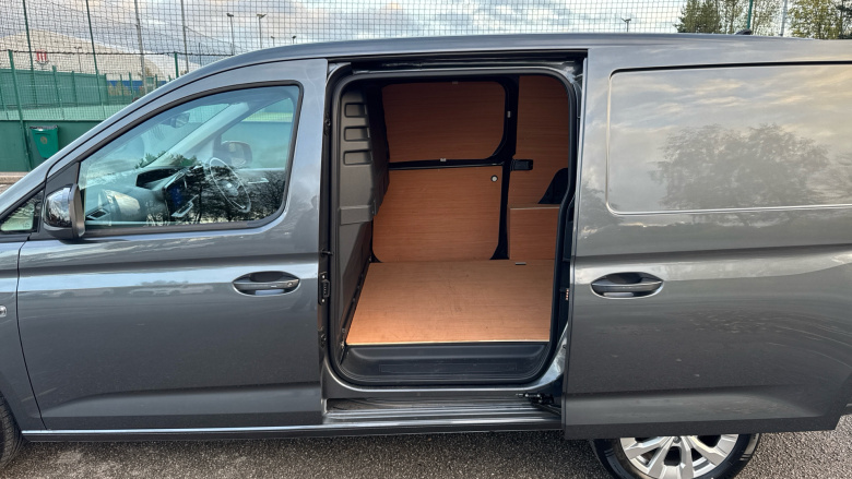 Ford Transit Connect 250 L2 Petrol 1.5 EcoBoost PHEV 150 Limited Van Auto